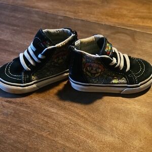 Toddler High-Top Sneakers with Mario Design Super Mario VANS OFF THE WALL